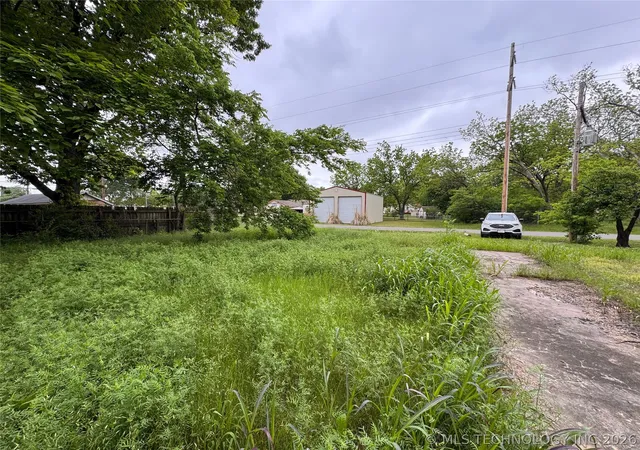 Homes for sale in Wagoner, OK | 504 Se 4Th St, Wagoner, OK 74467 | MLS# 2615295