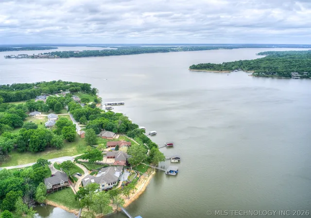 Homes for sale in Grove, OK | 31709 S 600 Pl, Grove, OK 74344 | MLS# 2608602