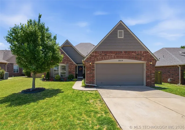 1st image of 3009 Lincoln Rd, Bartlesville, OK 74006 | MLS# 2615255