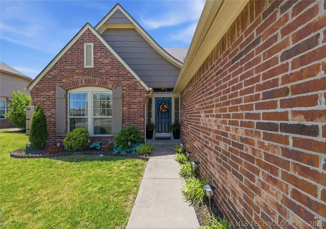 2nd image of 3009 Lincoln Rd, Bartlesville, OK 74006 | MLS# 2615255