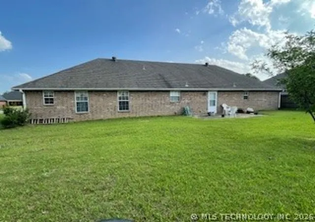Photo 4 of Single family home for sale at 907 Belmont Ave, Sallisaw, OK 74955 | MLS# 2615321 | Listing updated on 2026-09-28