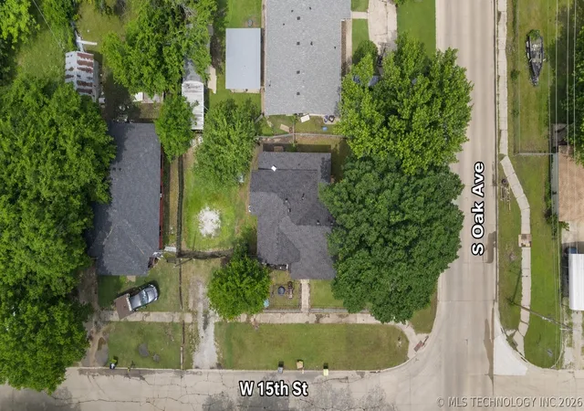 Homes for sale in Ada, OK | 600 W 15Th St, Ada, OK 74820 | MLS# 2615046