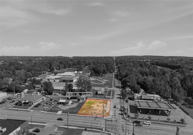 15th image of 301 N Cedar Ave, Tahlequah, OK 74464 | MLS# 2615340
