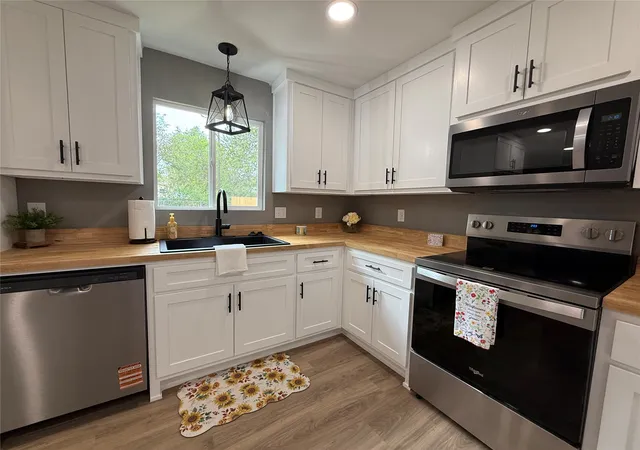 Photo 3 of Single family home for sale at 702 6th Avenue, Warner, OK 74469 | MLS# 2615352 | Listing updated on 2026-09-30