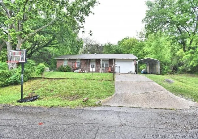 Photo 1 of Sale Pending at 921 S Mullins Ave, Hominy, OK 74035 | MLS# 2615116 | Listing updated on 2026-08-20
