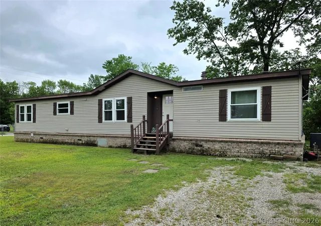 2nd image of 14894 E Main St, Claremore, OK 74019 | MLS# 2615423