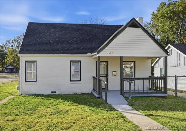 2nd image of 1604 N Boston Pl, Tulsa, OK 74106 | MLS# 2615432