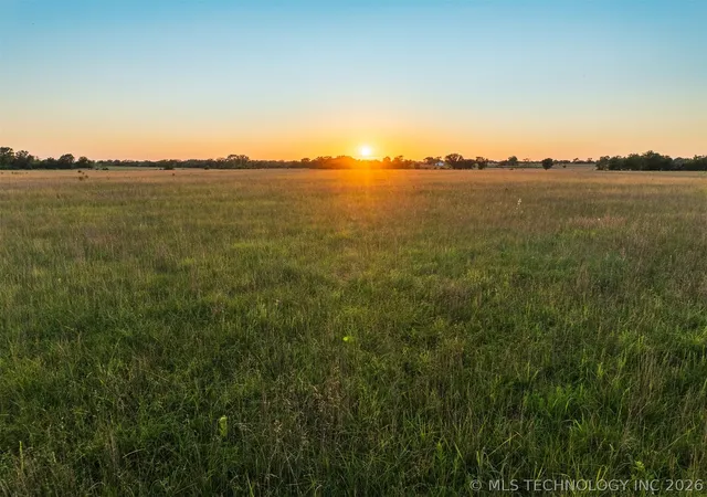 Homes for sale in Miami, OK | 02 Old Hwy 10, Miami, OK 74354 | MLS# 2613808