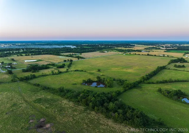 Homes for sale in Miami, OK | 77 Old Hwy 10 Hwy, Miami, OK 74354 | MLS# 2613868