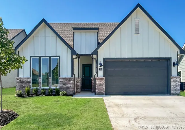 1st image of 210 Washington St, Kellyville, OK 74039 | MLS# 2615477