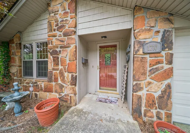 3rd image of 1210 E 10Th St, Sand Springs, OK 74063 | MLS# 2613491