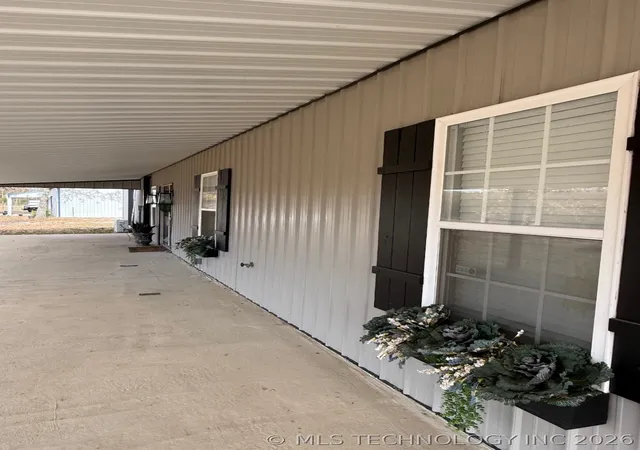 Homes for sale in Henryetta, OK | 10356 Fig Rd, Henryetta, OK 74437 | MLS# 2615568