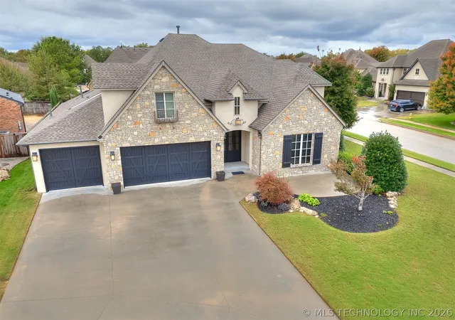 Photo 3 of Single family home for sale at 10712 S 95th Court, Tulsa, OK 74133 | MLS# 2615525 | Listing updated on 2026-08-23