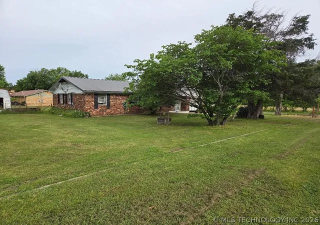 3rd image of 203 Buck, Eufaula, OK 74432 | MLS# 2615618