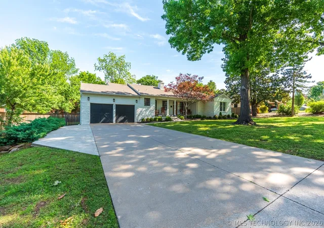 Homes for sale in Tulsa, OK | 2415 E 36th Pl, Tulsa, OK 74105 | MLS# 2615460