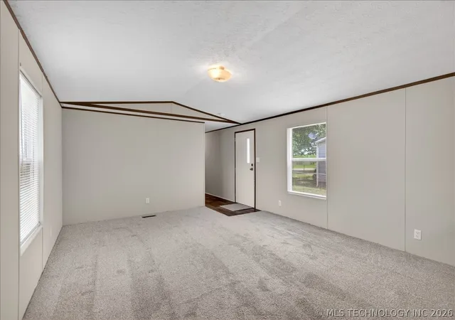 5th image of 306 W Cherokee St, Delaware, OK 74027 | MLS# 2615661