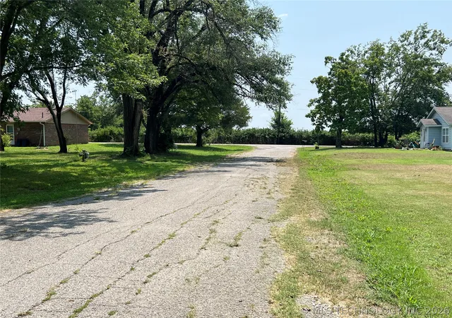 Homes for sale in Dewey, OK | 370 N Downing Ave, Dewey, OK 74029 | MLS# 2615678