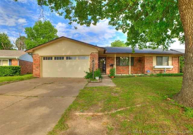 Photo 1 of Sale Pending at 4919 S 94th Eastplace, Tulsa, OK 74145 | MLS# 2615570 | Listing updated on 2026-08-28