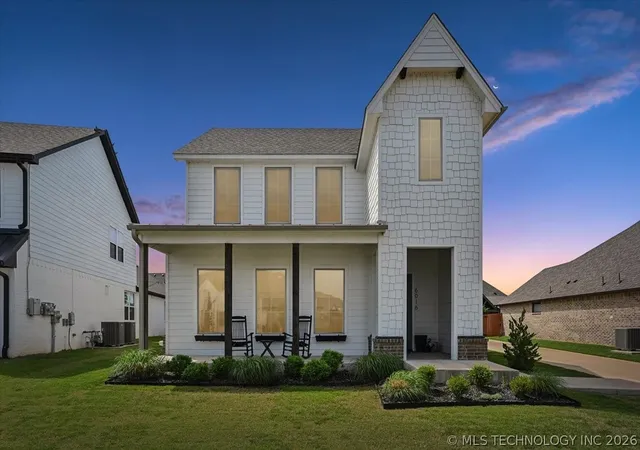 Photo 3 of Single family home for sale at 6016 E 126 Place S, Bixby, OK 74008 | MLS# 2615612 | Listing updated on 2026-08-20