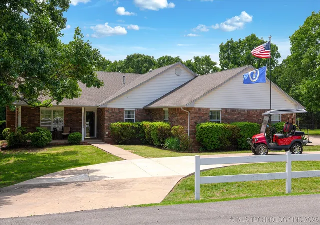 Homes for sale in Eufaula, OK | 52 Ash Ct, Eufaula, OK 74432 | MLS# 2615574