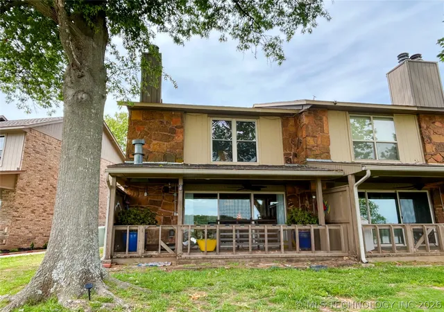 Photo 2 of Condo for sale at 7020 Lakeshore Dr #20, Eufaula, OK 74432 | MLS# 2613914 | Listing updated on 2026-08-20