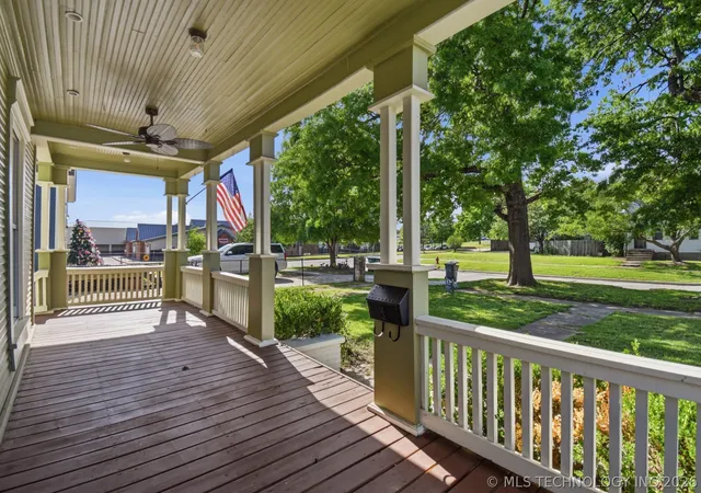 Homes for sale in Sapulpa, OK | 1141 E Hobson Ave, Sapulpa, OK 74066 | MLS# 2615368