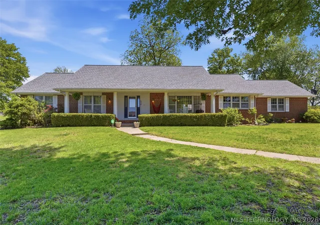 Homes for sale in Miami, OK | 2114 Yale Ave, Miami, OK 74354 | MLS# 2610218
