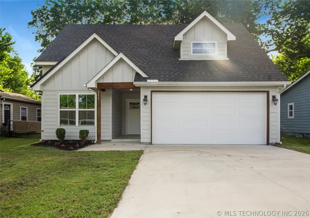 Homes for sale in Collinsville, OK | 606 N 9th St, Collinsville, OK 74021 | MLS# 2615630