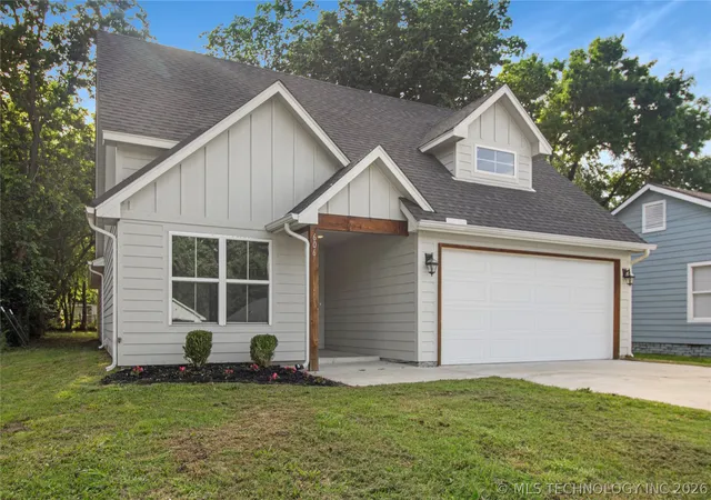 Homes for sale in Collinsville, OK | 606 N 9th St, Collinsville, OK 74021 | MLS# 2615630