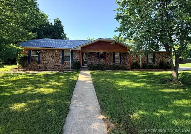 1st image of 5202 Pheasant Run Rd, Durant, OK 74701 | MLS# 2615586