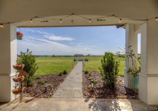 Homes for sale in Skiatook, OK | 14850 N 28Th Eastavenue, Skiatook, OK 74070 | MLS# 2615724
