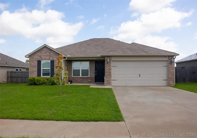 Homes for sale in Claremore, OK | 10147 E Larry St, Claremore, OK 74017 | MLS# 2615725