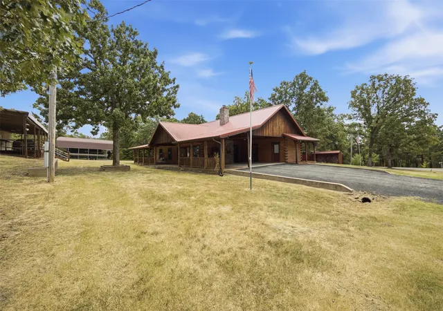 Photo 2 of Single family home for sale at 124 London Dock Ln, Canadian, OK 74425 | MLS# 2614891 | Listing updated on 2026-08-20