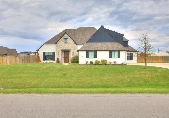 Photo 1 of Single family home for sale at 15907 E 106th Place, Owasso, OK 74055 | MLS# 2615742 | Listing updated on 2026-09-23