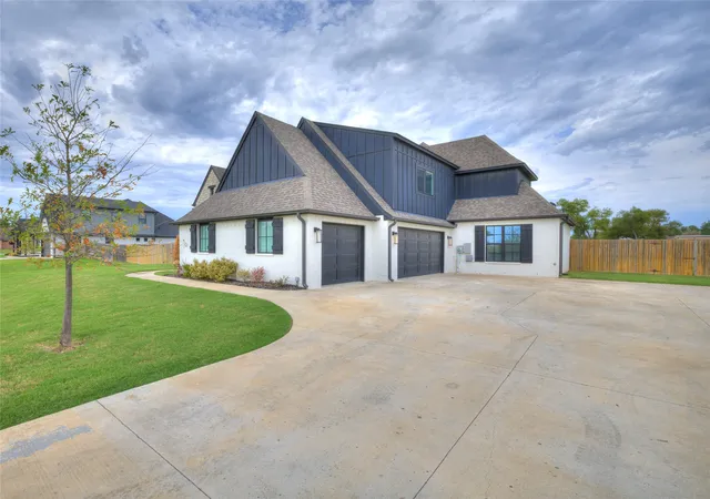 Photo 2 of Single family home for sale at 15907 E 106th Place, Owasso, OK 74055 | MLS# 2615742 | Listing updated on 2026-09-23