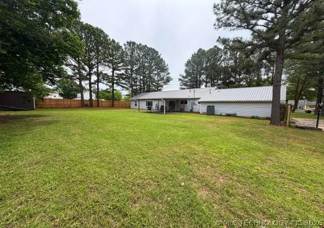 Homes for sale in Holdenville, OK | 500 Diamond, Holdenville, OK 74848 | MLS# 2615684