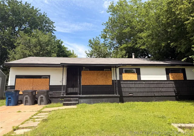 Homes for sale in Tulsa, OK | 647 E 52nd Pl N, Tulsa, OK 74126 | MLS# 2615817