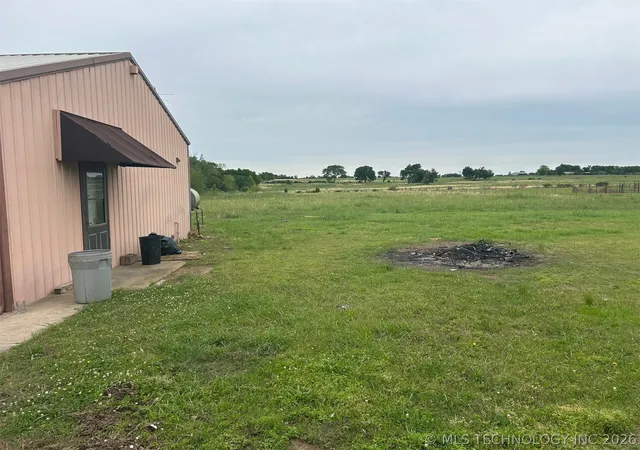 Photo 21 of Single family home for sale at 3300 W Davis Fld Rd, Muskogee, OK 74401 | MLS# 2615811 | Listing updated on 2026-08-20