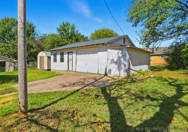 4th image of 103 W 20Th St, Tishomingo, OK 73460 | MLS# 2615826