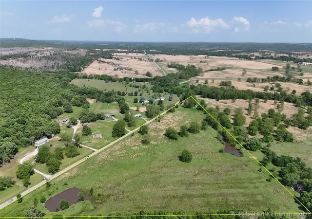 Homes for sale in Mounds, OK | 3055 Bixby Rd, Mounds, OK 74047 | MLS# 2615841
