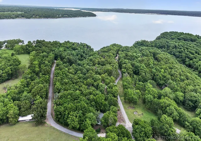 2nd image of 5595 S 4405 Rd, Locust Grove, OK 74352 | MLS# 2615816