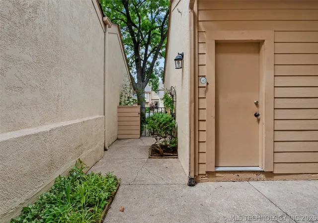 3rd image of 8425 S College Ave, Tulsa, OK 74137 | MLS# 2615864