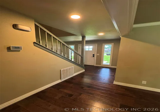 Photo 3 of Single family home for sale at 509 Dove Dr, Mc Alester, OK 74501 | MLS# 2615869 | Listing updated on 2026-09-18