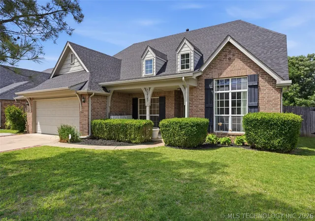 Homes for sale in Jenks, OK | 11720 S Vine St, Jenks, OK 74037 | MLS# 2615890