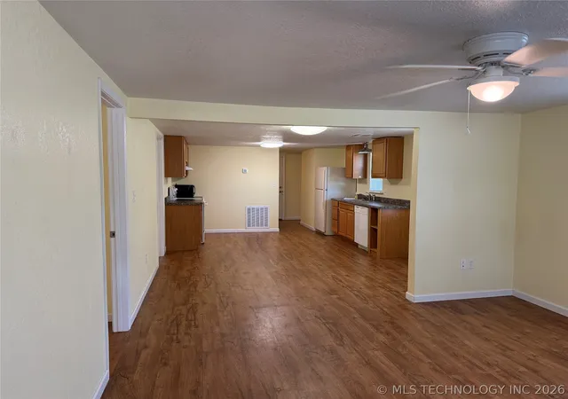 2nd image of 415 S 12 St, Mc Alester, OK 74501 | MLS# 2615906