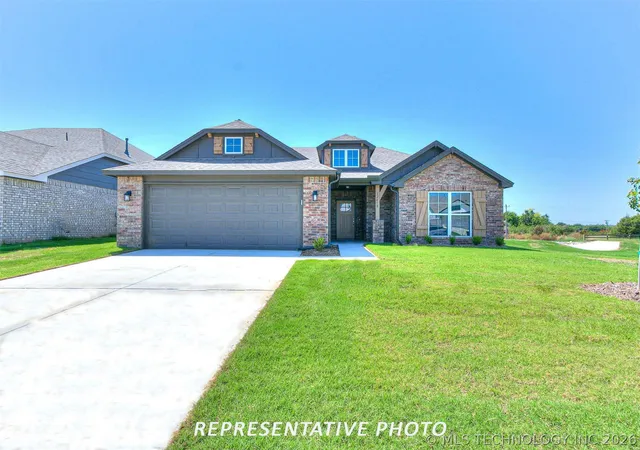 Homes for sale in Collinsville, OK | 12501 N 134th Eastavenue, Collinsville, OK 74021 | MLS# 2615925