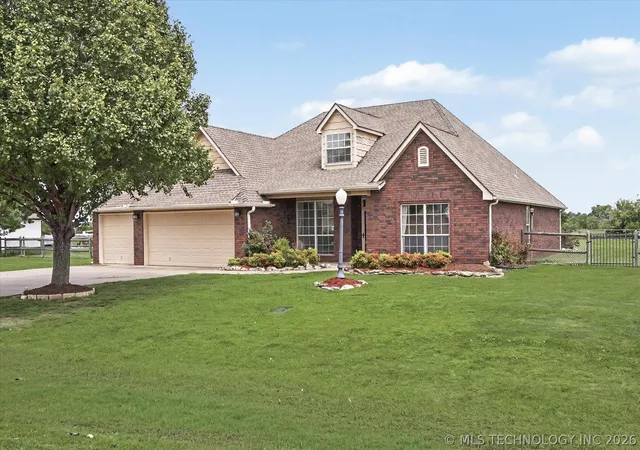 Photo 1 of Sale Pending at 14815 N 60th Eastavenue, Collinsville, OK 74021 | MLS# 2615930 | Listing updated on 2026-08-20