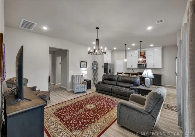 5th image of 13008 E 124Th St, Collinsville, OK 74021 | MLS# 2615947