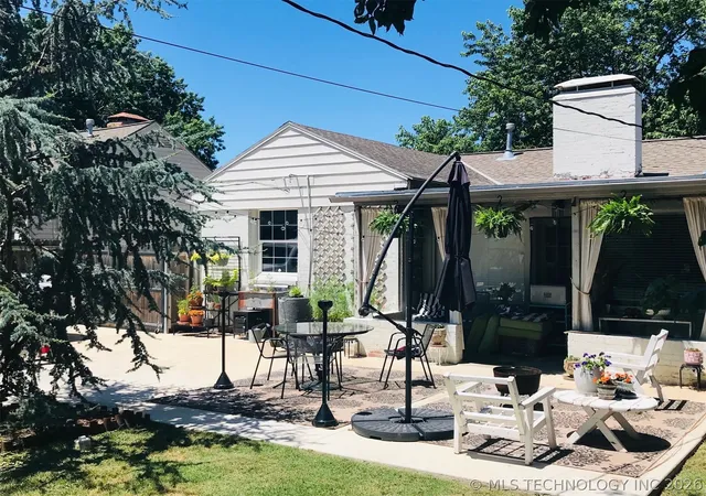 3rd image of 927 S Toledo Ave, Tulsa, OK 74112 | MLS# 2615957