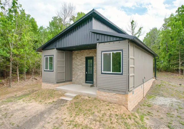 Photo 3 of Sale Pending at 116401 S 4299 Road, Porum, OK 74455 | MLS# 2615555 | Listing updated on 2026-08-20